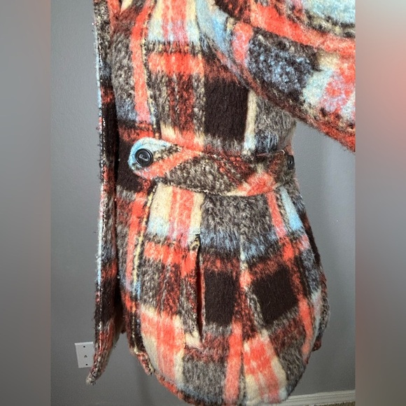 NWOT Urban Republic Plaid Girls Coat with Faux Fur Hood Size 16 - Picture 13 of 16